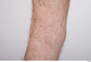 Dio hairy knee nude 0005.jpg